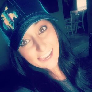 Meet your Posher, Marissa